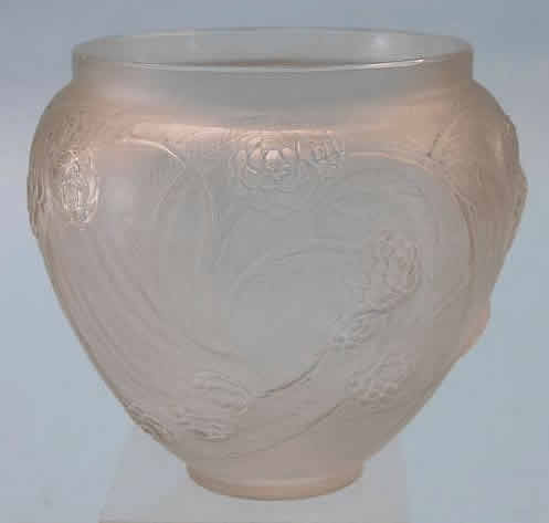 Rene Lalique Vase Nefliers