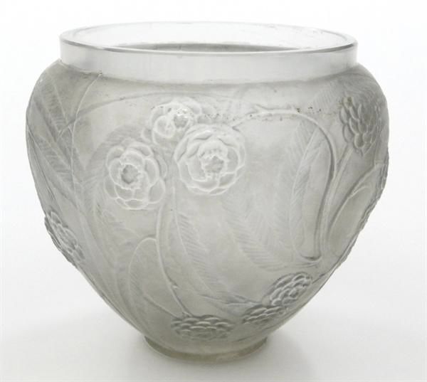 Rene Lalique Vase Nefliers