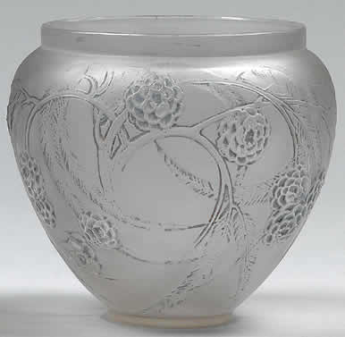 Rene Lalique Vase Nefliers