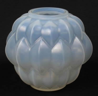 Rene Lalique Vase Nivernais