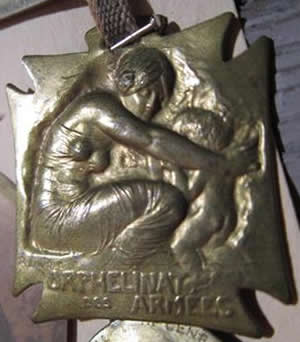 Rene Lalique Pendant Orphelinat Des Armees