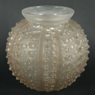 Rene Lalique Vase Oursin