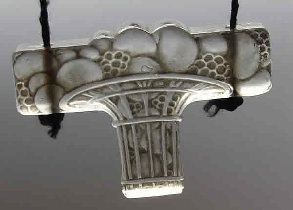 Rene Lalique Pendant Panier De Fruits