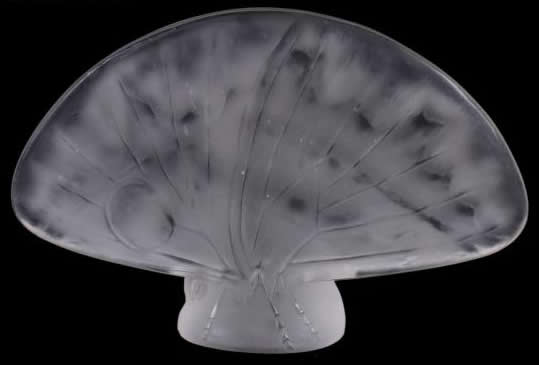 Rene Lalique Seal Papillon Ailes Ouvertes