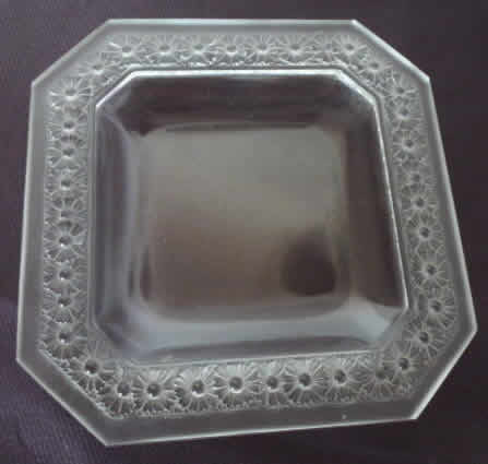 Rene Lalique Plate Paquerettes