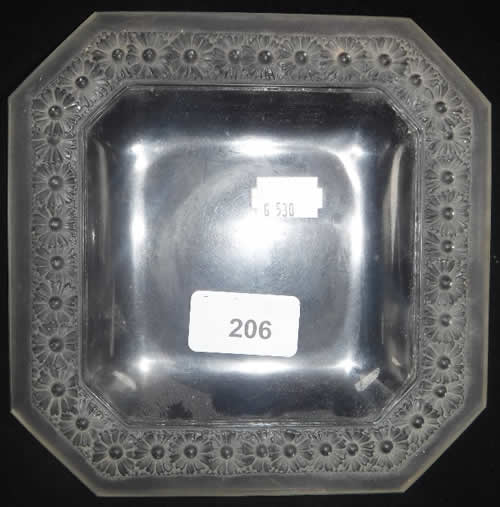 Rene Lalique Plate Paquerettes