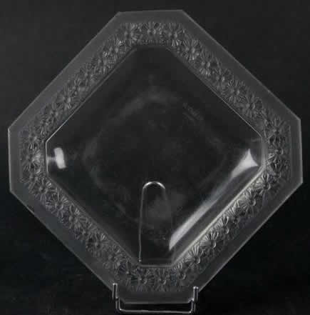 Rene Lalique Plate Paquerettes