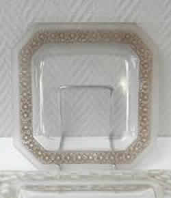 Rene Lalique Plate Paquerettes