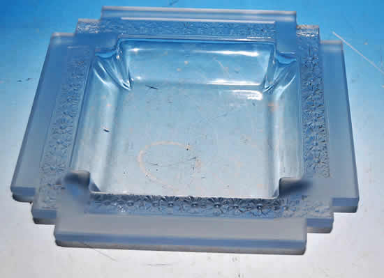 Rene Lalique Square Bowl Paquerettes