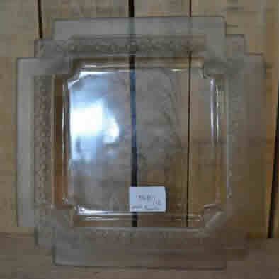Rene Lalique Square Plate Paquerettes-2