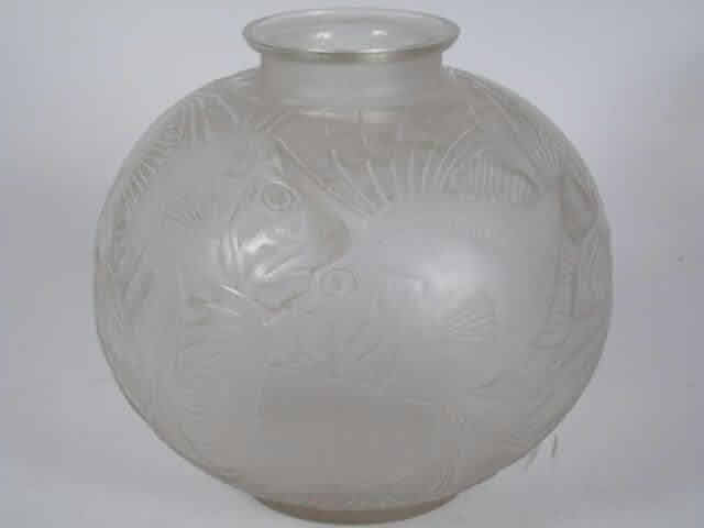 Rene Lalique Vase Poissons