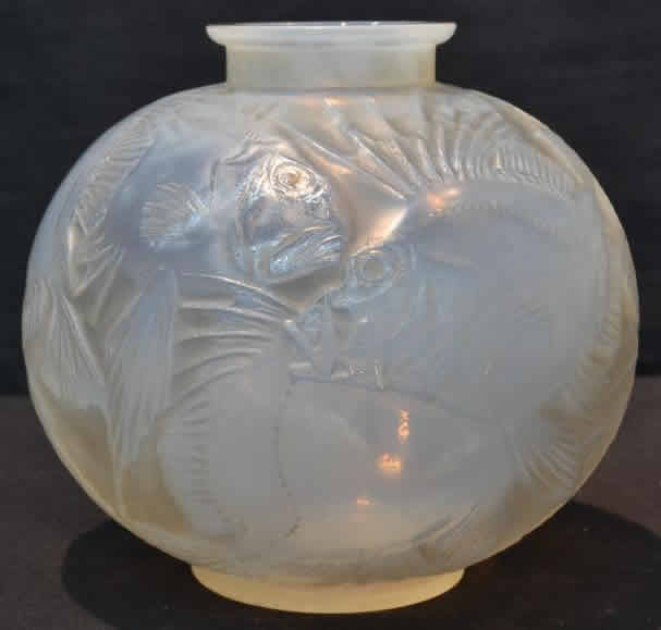 Rene Lalique Vase Poissons