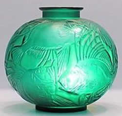 Rene Lalique Vase Poissons