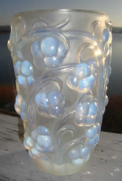 Rene Lalique Vase Raisins