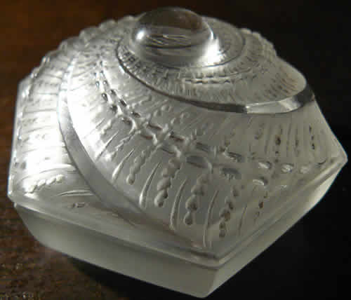 Rene Lalique Box Saint Nectaire 
