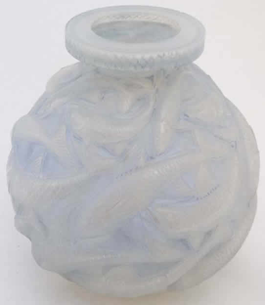 Rene Lalique Vase Salmonides