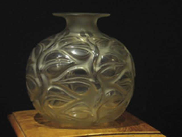 Rene Lalique Vase Sophora