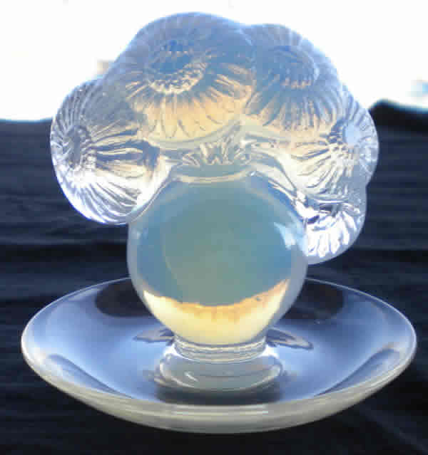 Rene Lalique Cendrier Soucis