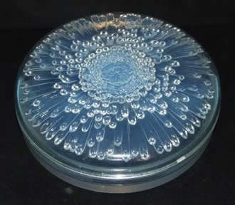 Rene Lalique Covered Box Tokio