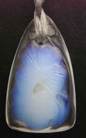 Rene Lalique Pendant Trefles