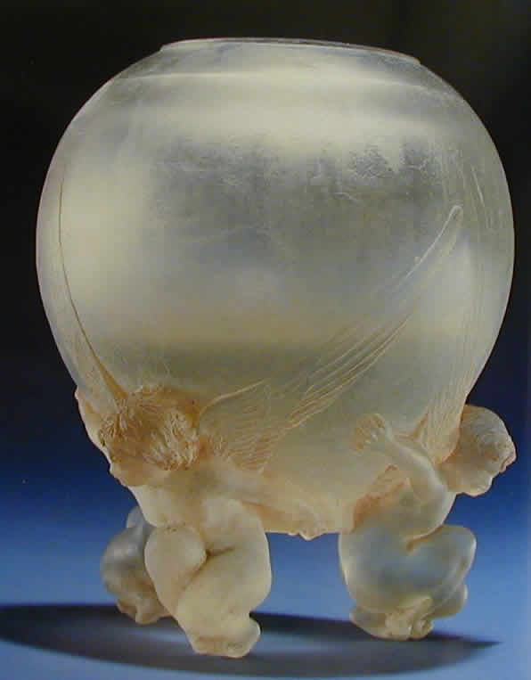 Rene Lalique Trois Amours Formant Pied Cire Perdue Vase