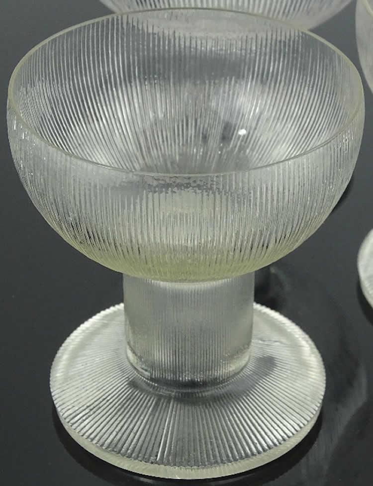 Rene Lalique Glass Wingen