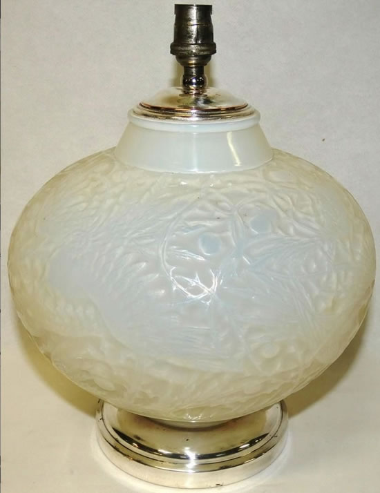 Rene Lalique Aras Vase Lamp