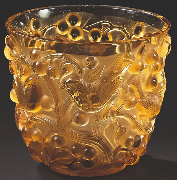 Rene Lalique Vase Avallon