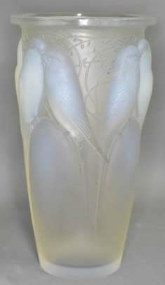 Rene Lalique Vase Ceylan