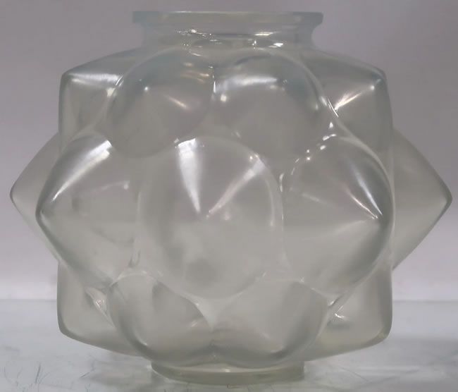 Rene Lalique Vase Champagne