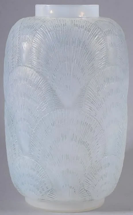 Rene Lalique Vase Coquilles