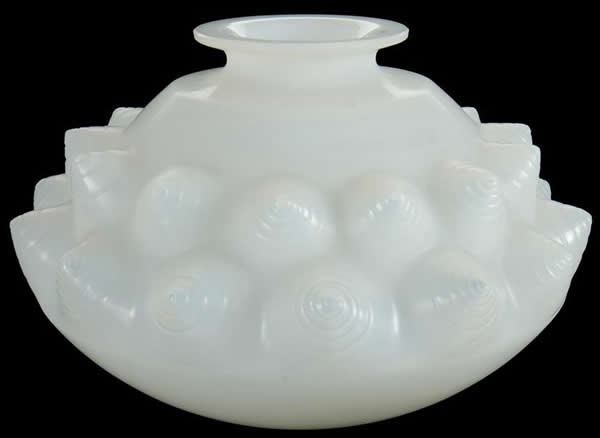 Rene Lalique Vase Dordogne