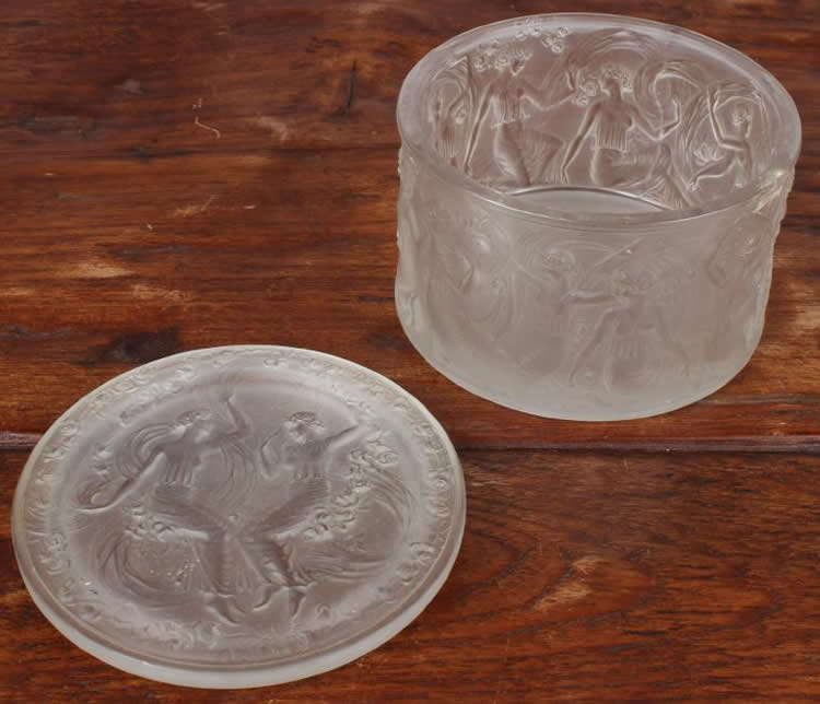 Rene Lalique Boite Figurines et Voiles