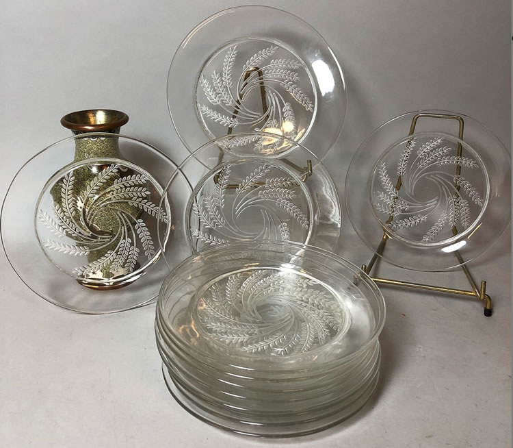 Rene Lalique Assiette Hortense