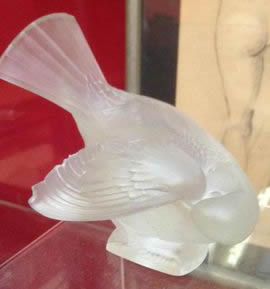 Rene Lalique Paperweight Moineau Coquet