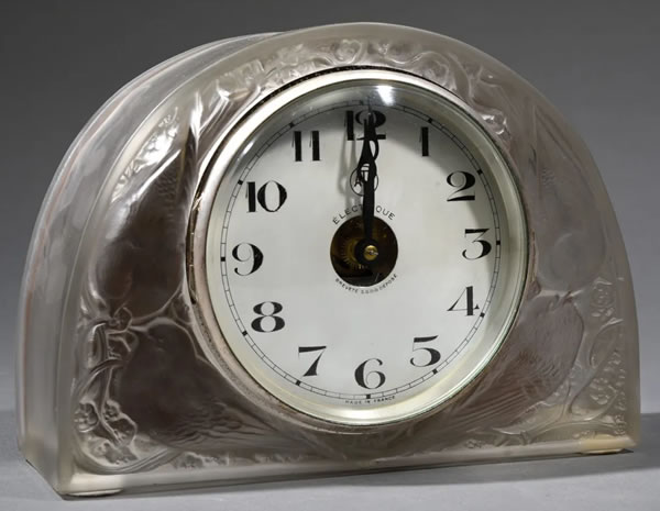 Rene Lalique Clock Moineaux