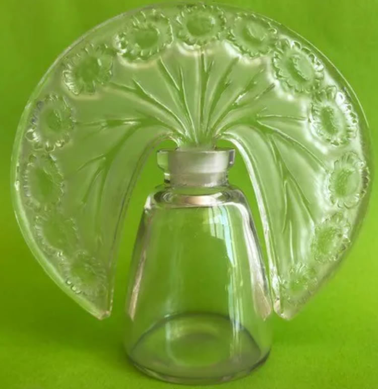 Rene Lalique Perfume Bottle Paquerettes