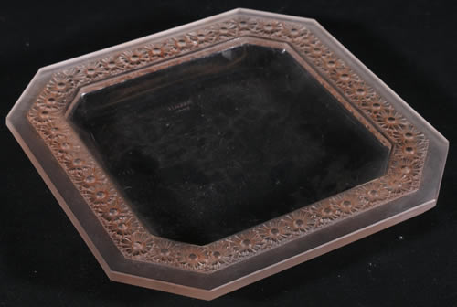 Rene Lalique Plate Paquerettes