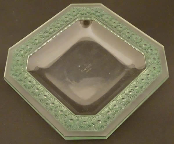 Rene Lalique Plate Paquerettes