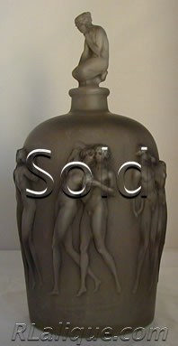 R Lalique Vase Douze Figurines Avec Bouchon Figurine